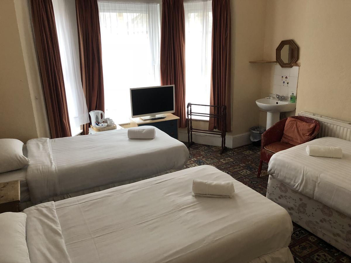 Arran Guest House Ілфорд Екстер'єр фото